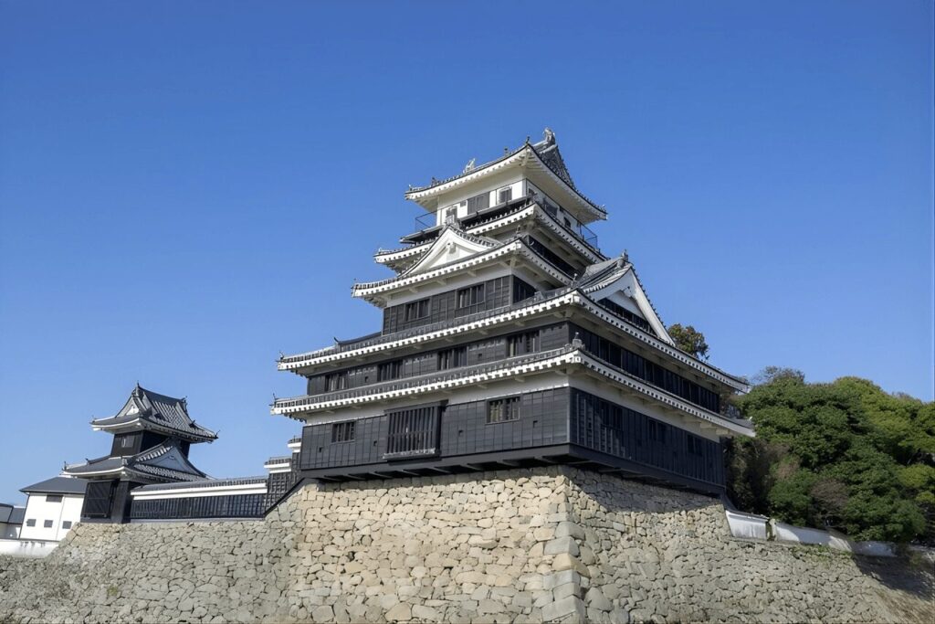 中津城の天守と城全体の景観を写した黒田官兵衛ゆかりの歴史史跡