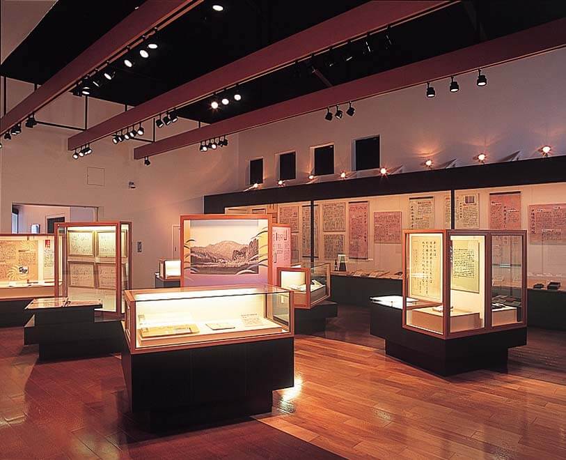 三浦梅園資料館の展示｜遺稿や天球儀など思想に触れられる施設（大分県国東市）