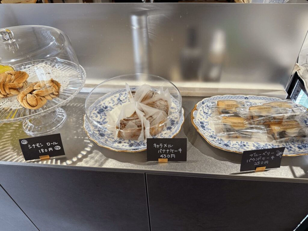 スイーツも充実。仕事の合間の午後のひとときを楽しめそうです。｜大分県中津市の隠れ家スポット「sanko hub」