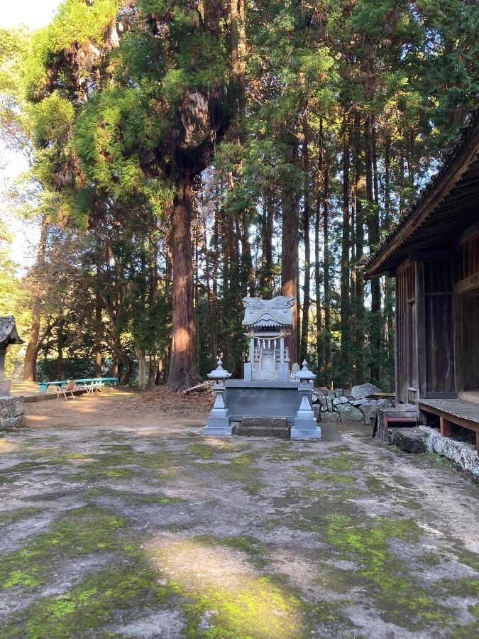 地元の信仰を集める新しいお社